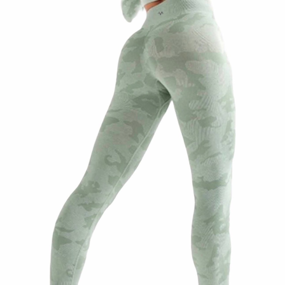 Camo high waisted leggings